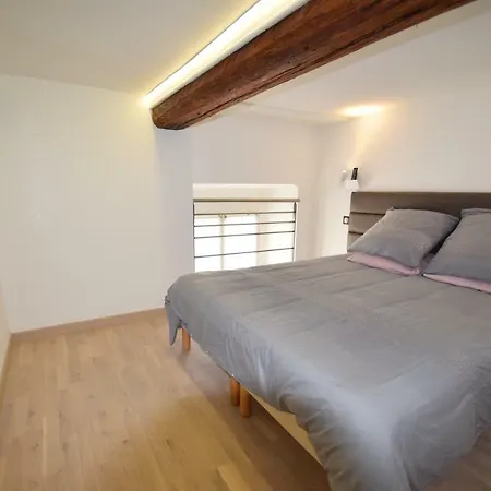 Jade Duplex - No Better Location In Apartment